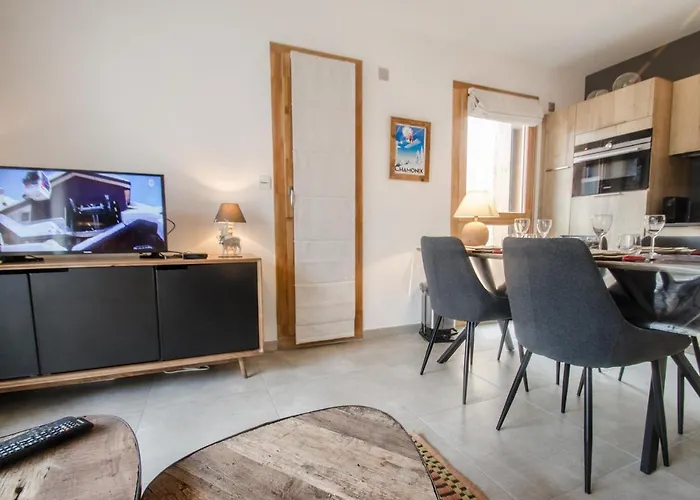 3 étoiles, Wifi, Parking, Balcon à - Fr-1-343-201 *